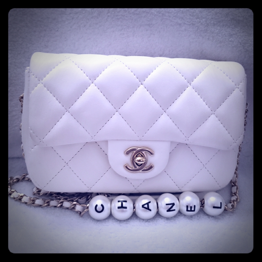 Pearl White Chanel shoulder bag